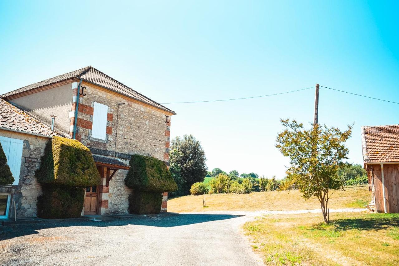 Maison De Campagne, Bord De Lac, Piscine, Billard 11 Per Plieux Exterior photo